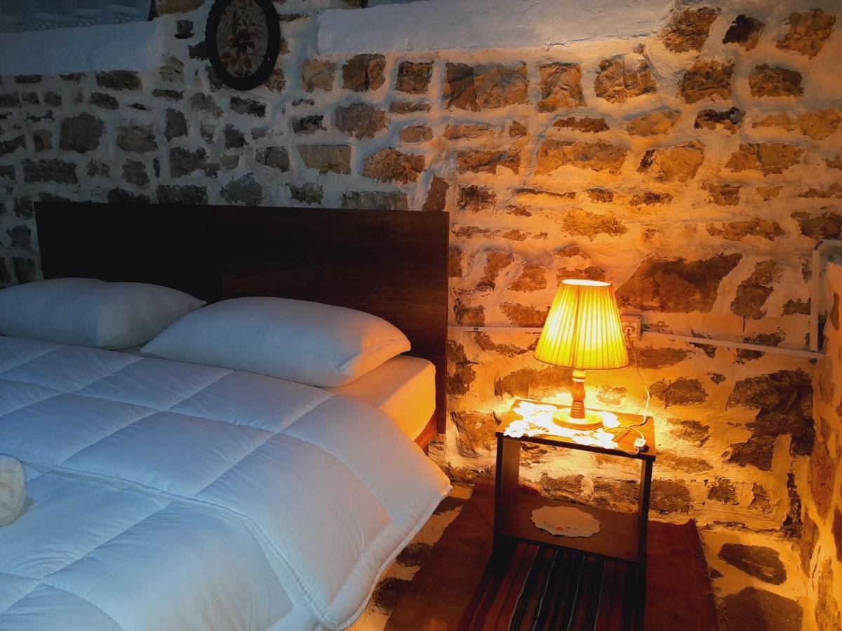 Gorica'S Bridge Hotel Berat Exterior foto