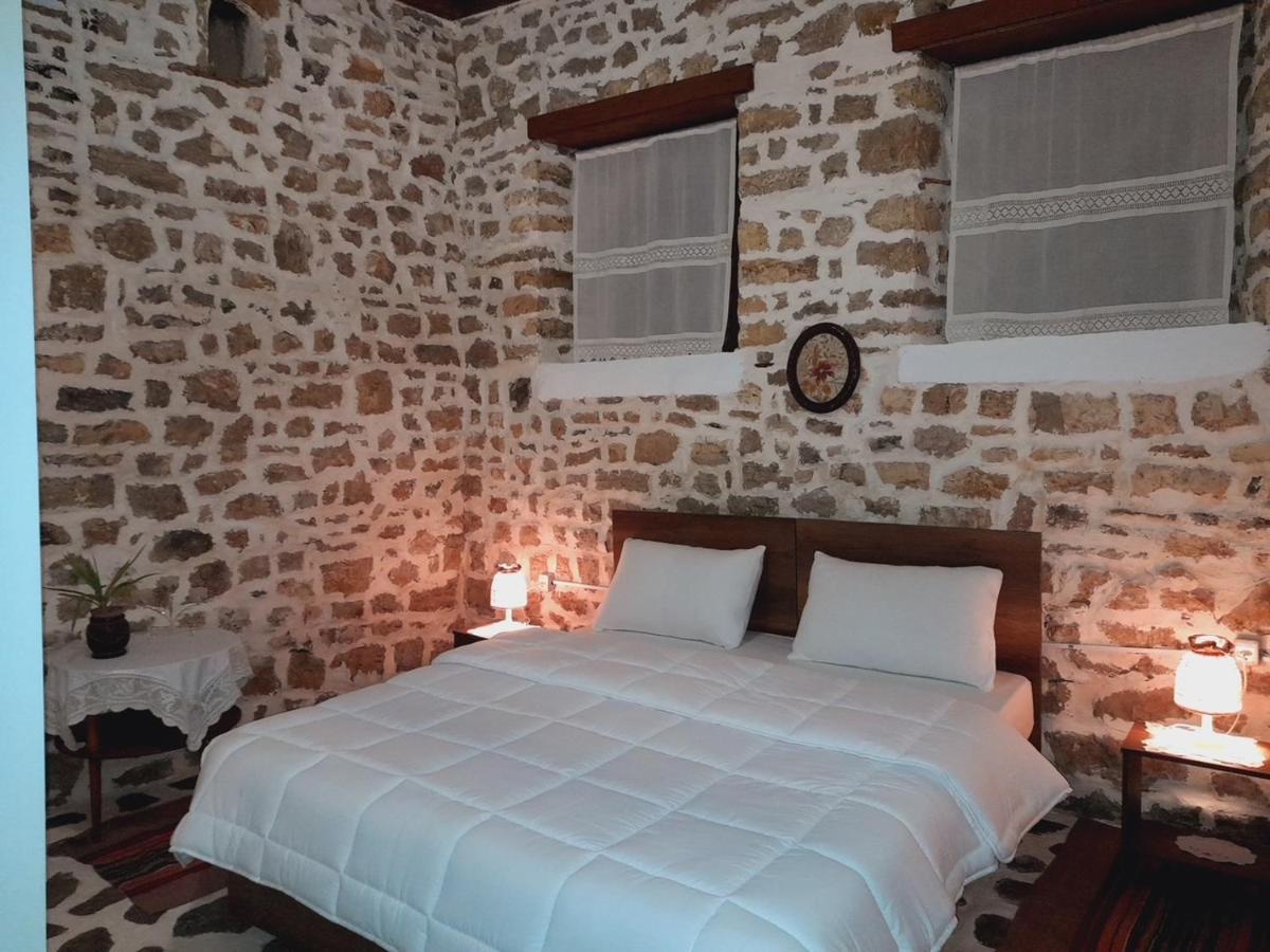 Gorica'S Bridge Hotel Berat Exterior foto