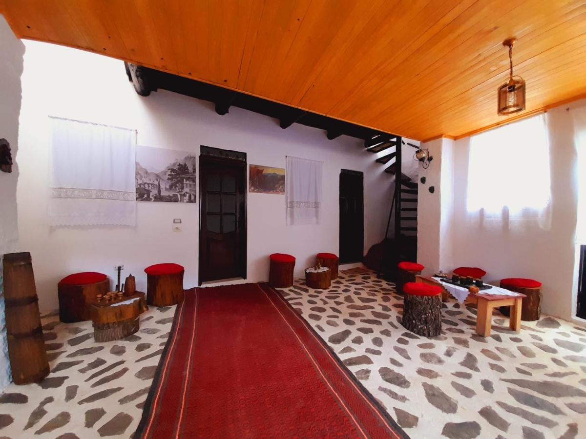Gorica'S Bridge Hotel Berat Exterior foto
